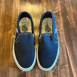 Vans classic slip ons, black women's size 6